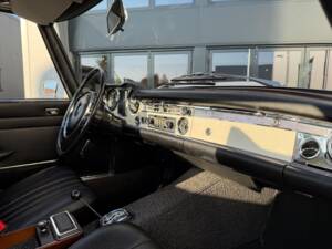 Bild 28/30 von Mercedes-Benz 280 SL (1970)