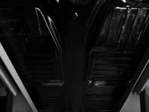 Image 26/33 of Volkswagen Beetle 1303 LS (1973)