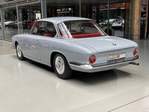 Image 19/34 of BMW 3200 CS (1965)