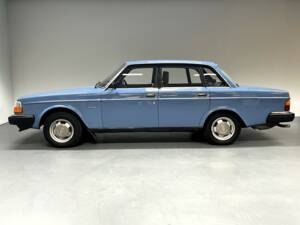 Bild 6/18 von Volvo 244 DLS (1980)