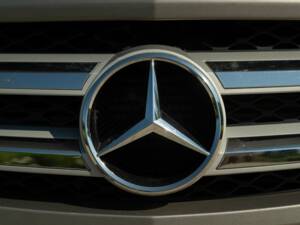 Bild 26/50 von Mercedes-Benz GL 420 CDI 4MATIC (2006)