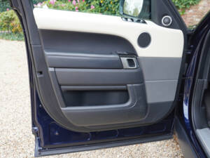 Image 44/50 of Land Rover Range Rover Sport P400e PHEV (2020)