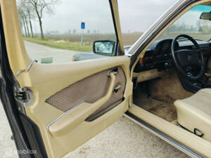 Image 16/37 of Mercedes-Benz 350 SE (1978)