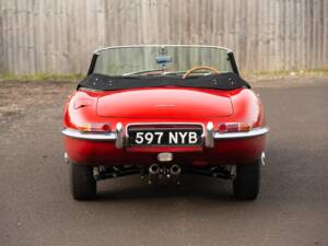 Image 7/50 of Jaguar E-Type 3.8 Flat Floor (1961)