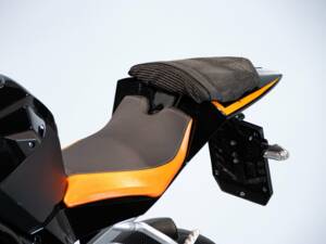 Bild 28/50 von KTM DUMMY (2011)