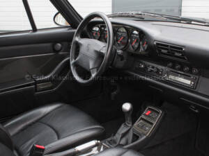 Imagen 11/28 de Porsche 911 Carrera (1997)