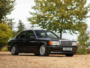 Imagen 1/50 de Mercedes-Benz 190 E 2.3-16 (1985)