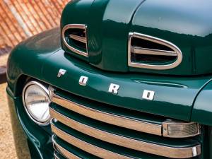 Image 12/48 of Ford F-1 (1950)