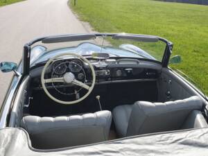 Image 14/20 of Mercedes-Benz 190 SL (1960)