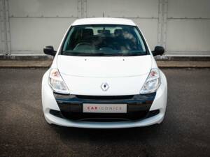 Afbeelding 5/58 van Renault Clio III 1.4 16V (2010)