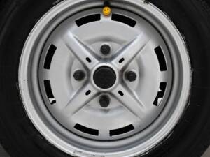 Immagine 11/15 di Volkswagen Kever 1303 (1978)