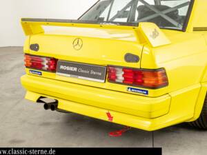 Immagine 11/15 di Mercedes-Benz 190 E 2.5-16 Evolution I (1989)