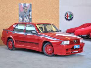 Image 1/50 de Alfa Romeo 75 1.8 Turbo Evoluzione (1987)