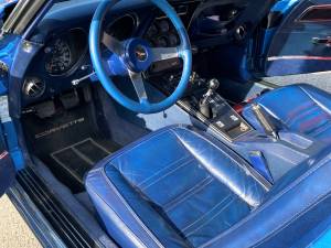 Bild 14/24 von Chevrolet Corvette Stingray (1977)