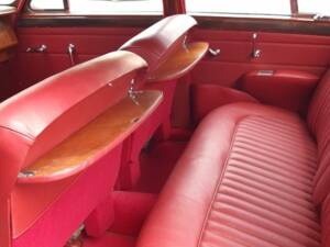 Bild 44/49 von Jaguar Mk II 3.8 (1963)