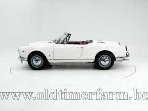 Image 8/30 de Alfa Romeo Giulia 1600 Spider Veloce (1965)
