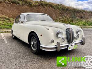 Image 1/10 of Jaguar Mk II 3.8 (1967)