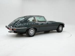Bild 2/15 von Jaguar E-Type V12 (2+2) (1971)