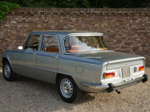 Imagen 2/50 de Alfa Romeo Giulia Nuova Super 1300 (1978)