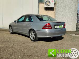 Afbeelding 3/10 van Mercedes-Benz C 220 CDI (2000)