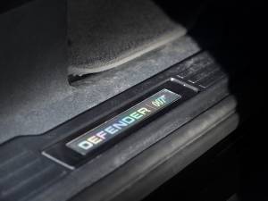 Bild 21/44 von Land Rover Defender 90 P525 V8 (2021)
