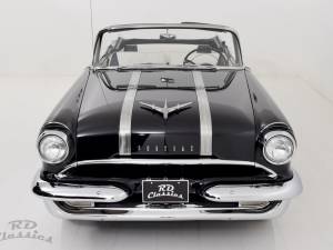Bild 3/33 von Pontiac Star Chief Convertible (1955)