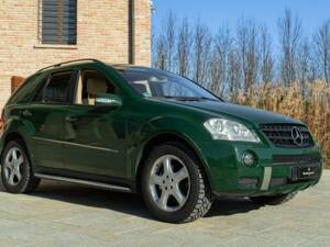 Image 2/50 of Mercedes-Benz ML 320 CDI (2006)