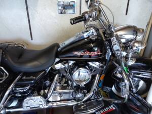 Afbeelding 7/10 van Harley-Davidson DUMMY (1997)