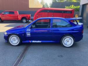 Imagen 8/23 de Ford Escort RS Cosworth (1992)