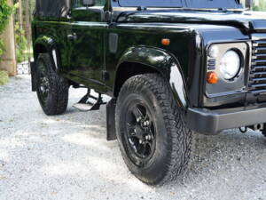Bild 25/97 von Land Rover Defender 90 Td5 (2000)