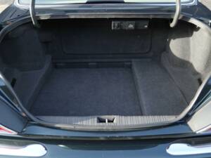 Image 13/30 of Jaguar XJ6 3.2 Sovereign (1997)