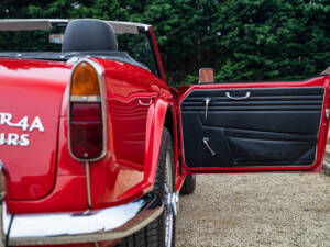 Immagine 15/24 di Triumph TR 4A IRS (1967)