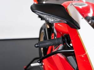 Image 40/50 de Ducati DUMMY (2008)