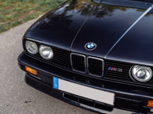 Image 32/50 de BMW M3 (1989)