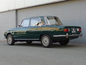 Image 4/99 of Alfa Romeo 1750 Berlina (1970)