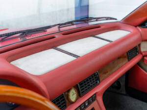 Bild 46/71 von Maserati Biturbo Si (1987)