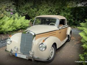 Image 1/38 of Mercedes-Benz 220 Cabriolet A (1954)