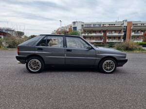 Afbeelding 3/37 van Lancia Delta HF Integrale 16V (1990)