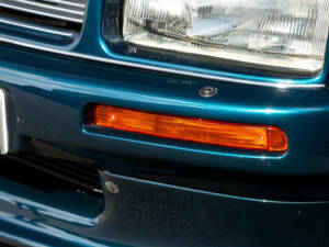 Image 19/50 of Aston Martin Virage Volante (1993)