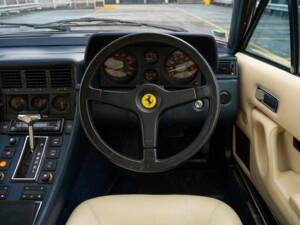 Imagen 15/32 de Ferrari 412 (1988)