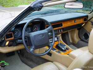 Imagen 6/38 de Jaguar XJ-S Convertible (1990)