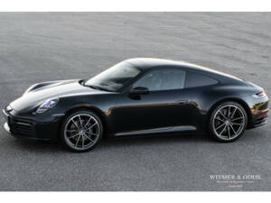Immagine 1/34 di Porsche 911 Carrera (2020)