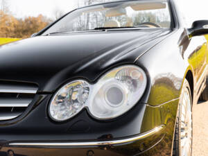 Imagen 22/77 de Mercedes-Benz CLK 280 (2008)