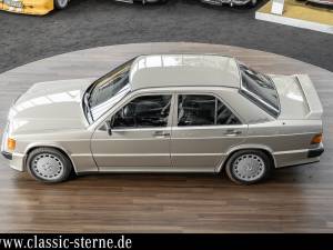 Image 10/15 de Mercedes-Benz 190 E 2.3-16 (1986)