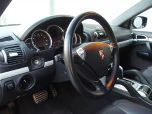 Bild 54/100 von Porsche Cayenne GTS (2009)