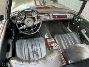 Bild 16/19 von Mercedes-Benz 280 SL (1968)