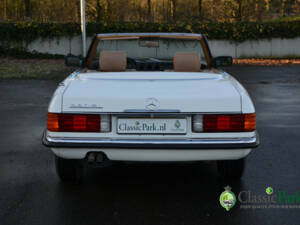 Imagen 4/41 de Mercedes-Benz 380 SL (1982)