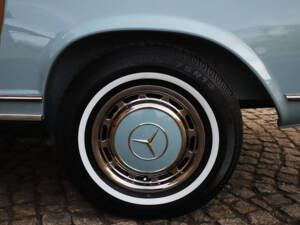 Afbeelding 25/40 van Mercedes-Benz 280 SL (1970)