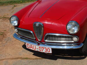 Image 12/23 of Alfa Romeo Giulietta Sprint 1300 (1964)