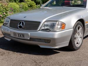 Image 39/50 of Mercedes-Benz SL 320 &quot;Mille Miglia&quot; (1995)